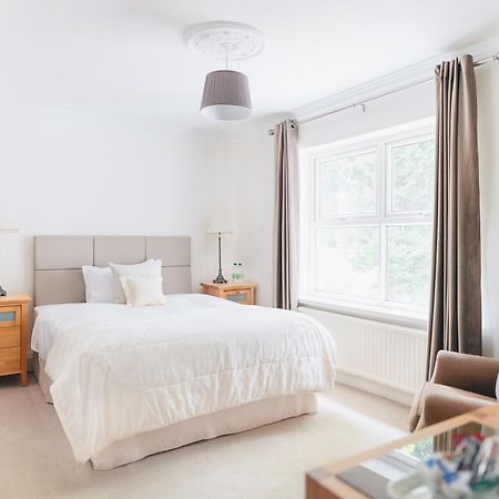 Elizabeth House Hotel Bracknell Buitenkant foto