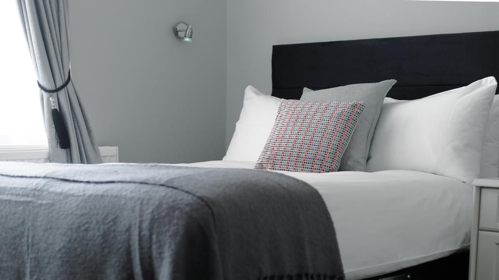 Elizabeth House Hotel Bracknell Buitenkant foto