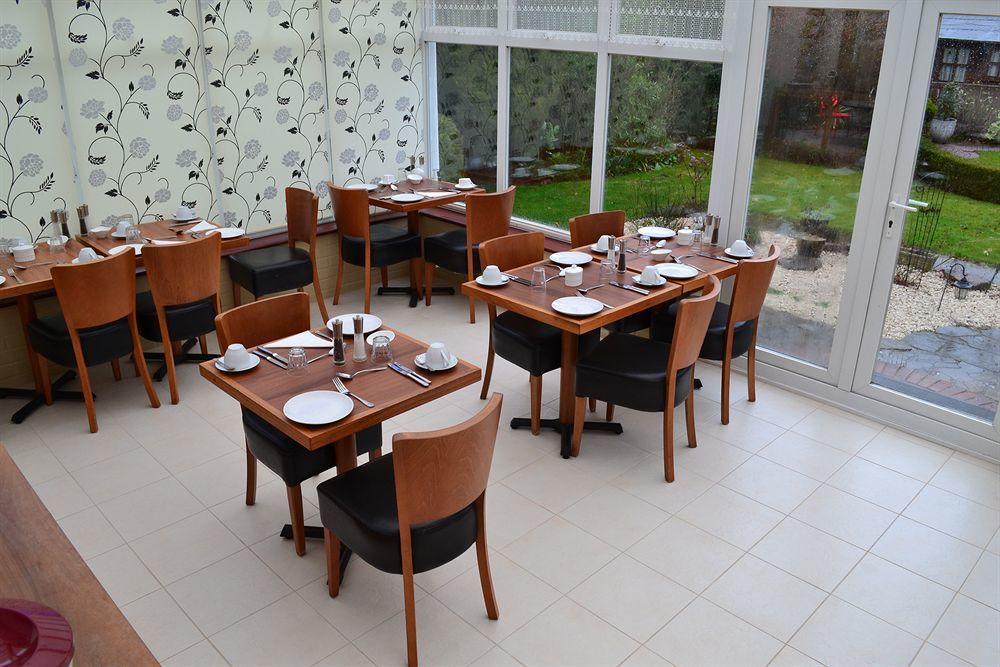 Elizabeth House Hotel Bracknell Buitenkant foto