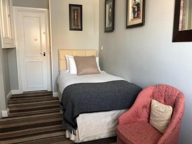 Elizabeth House Hotel Bracknell Buitenkant foto